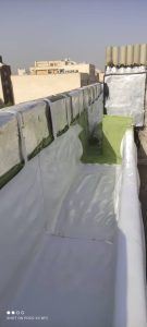 نصب عایق ژئوممبران pvc به عنوان عایق رطوبتی و ضد ریشه در بام سبز یا روف گاردن